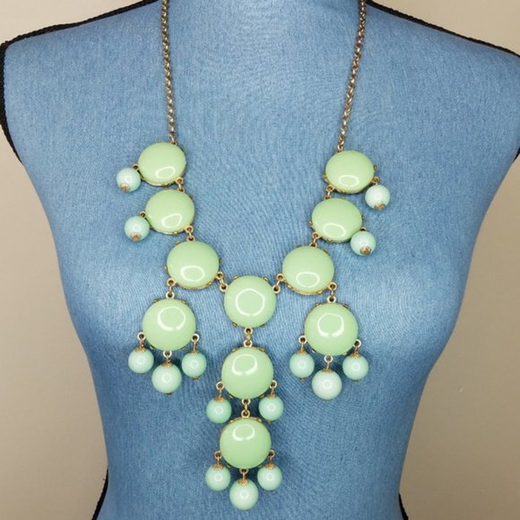 LAST CALL! Mint Gold Bauble Statement Necklace - Picture 1 of 3